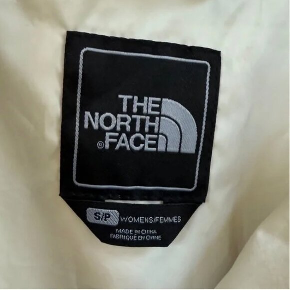 NWOT - The North Face Belted HyVent Trench - Picture 7 of 8